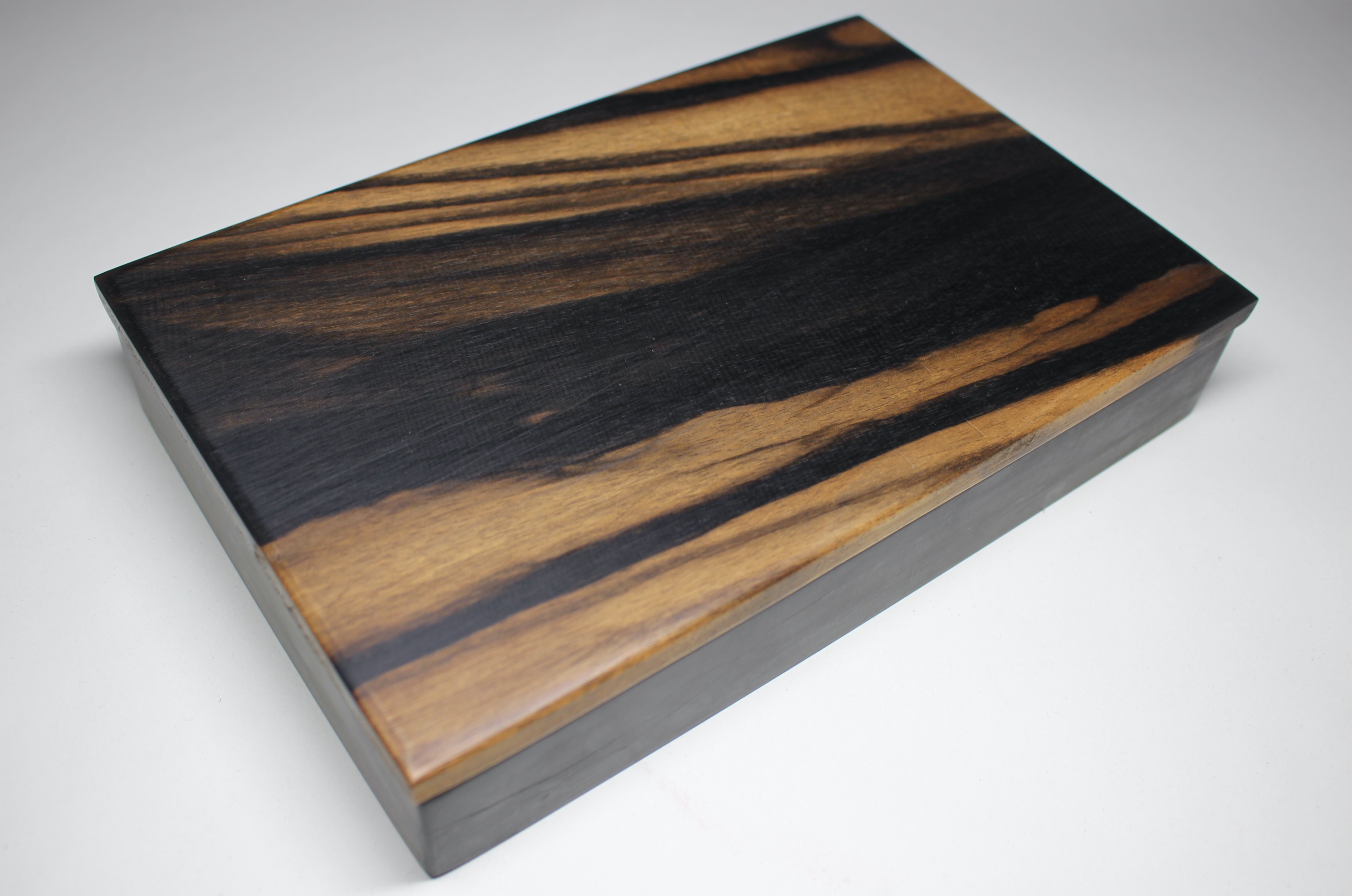 新古美術 玄清堂 | 厳選された美術品を世界遺産「石見銀山」がある島根