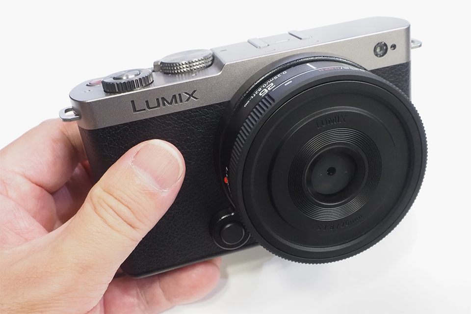 小さなフルサイズミラーレス「LUMIX S9」ハンズオンレポート！ パン