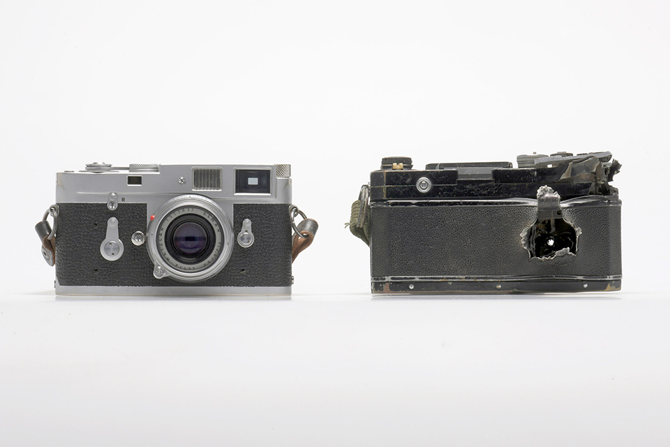 戦場に散った報道写真家2人のまなざしを貴重な資料と作品でたどる特別