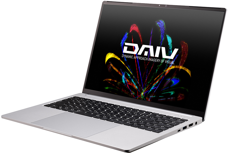 広い画面で軽量ハイスペック、長時間駆動が可能な16型クリエイター