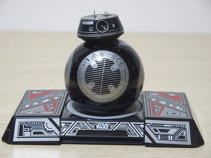 スター・ウォーズの世界が現実に! スフィロの「BB-9E」＆「R2-D2」が