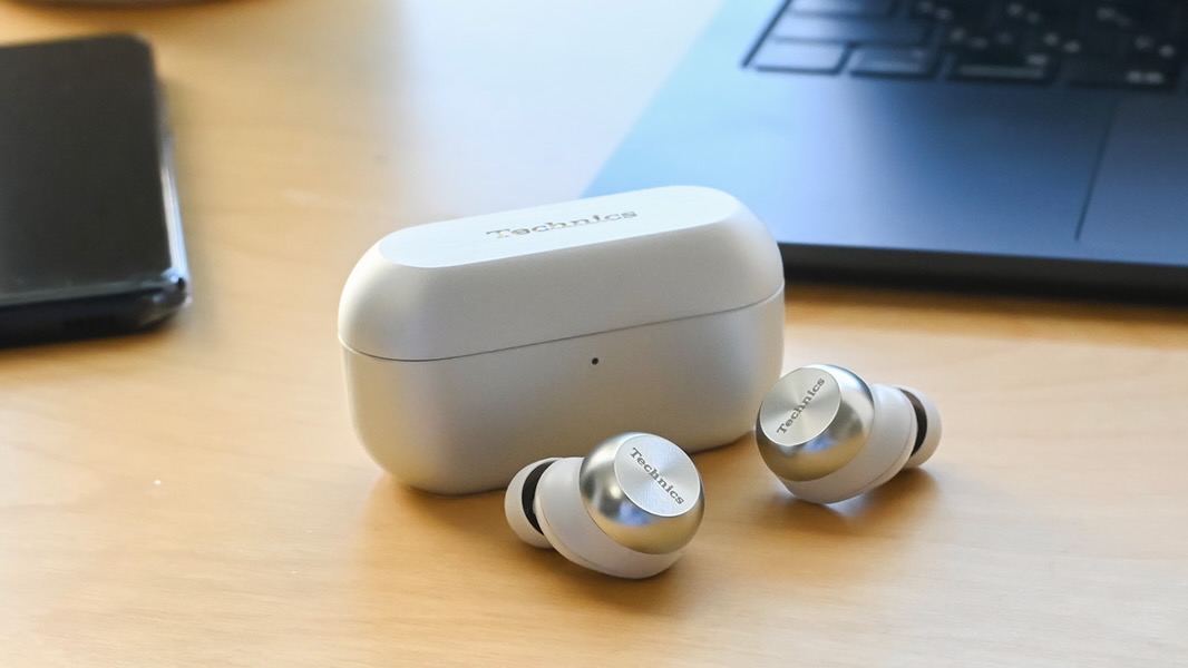 早くも2025年の本命か!? テクニクスの最新完全ワイヤレスイヤホン「EAH