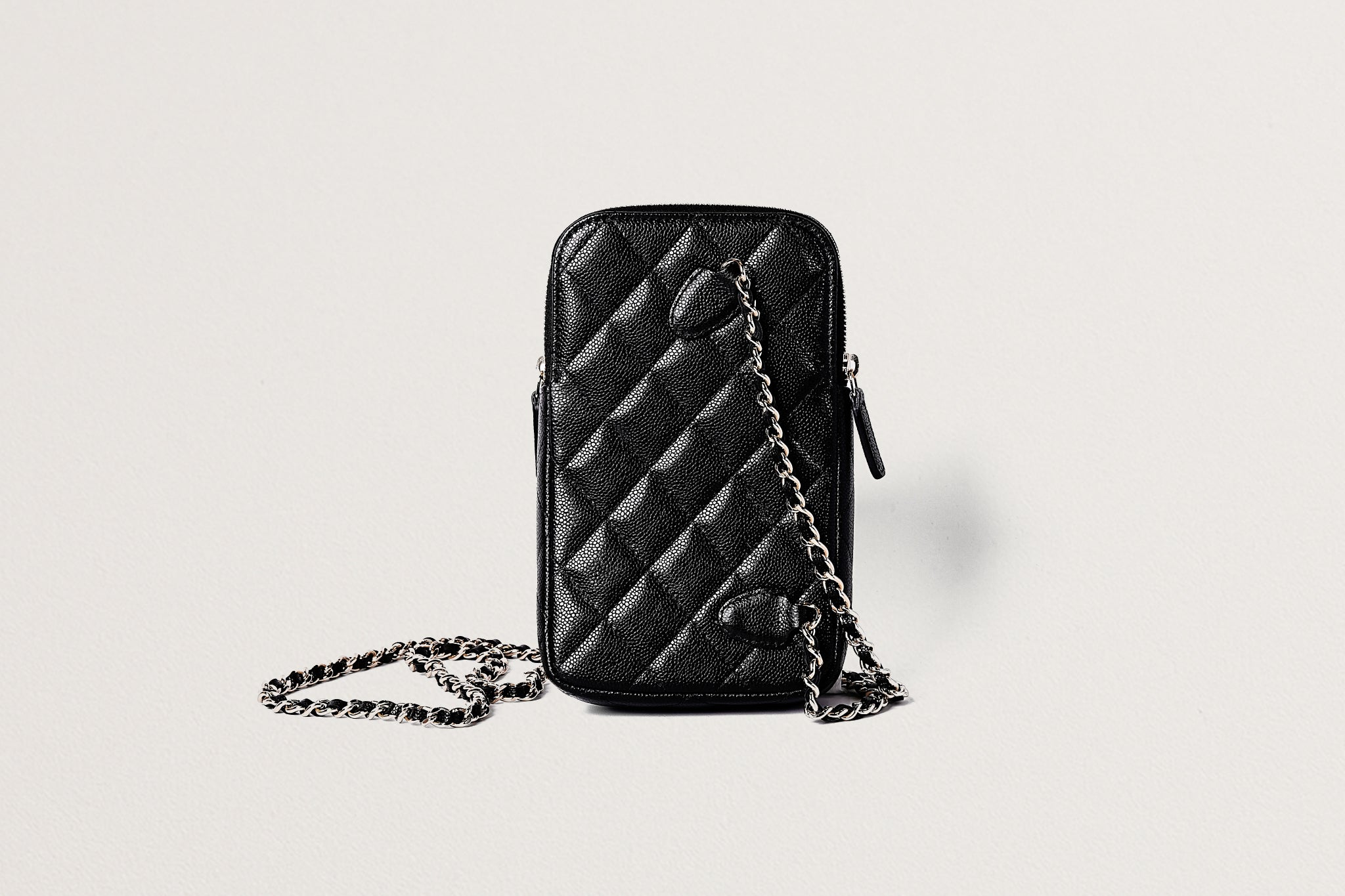 CHANEL チェーンショルダーフォンポーチ – GINZA SATAKE