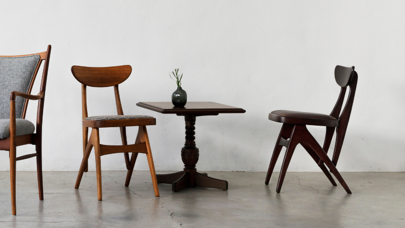 半世紀にわたり愛される「デルタチェア」。特徴と歴史を深掘り｜中古