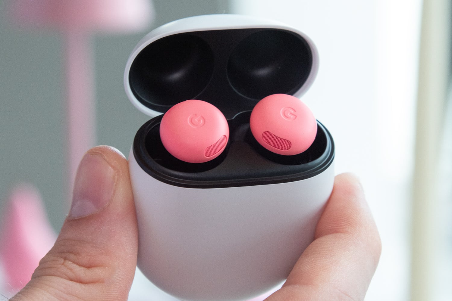 Google's Pixel Buds Pro 2 Hands On: Lighter and a Better Fit
