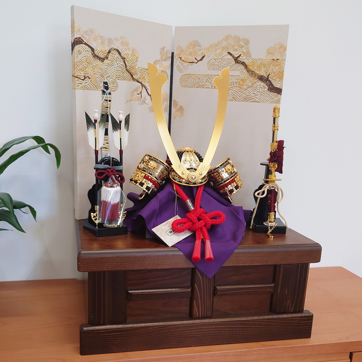 横幅46cm｜10号兜 北斗｜五月人形 兜飾り コンパクト飾り｜モダン