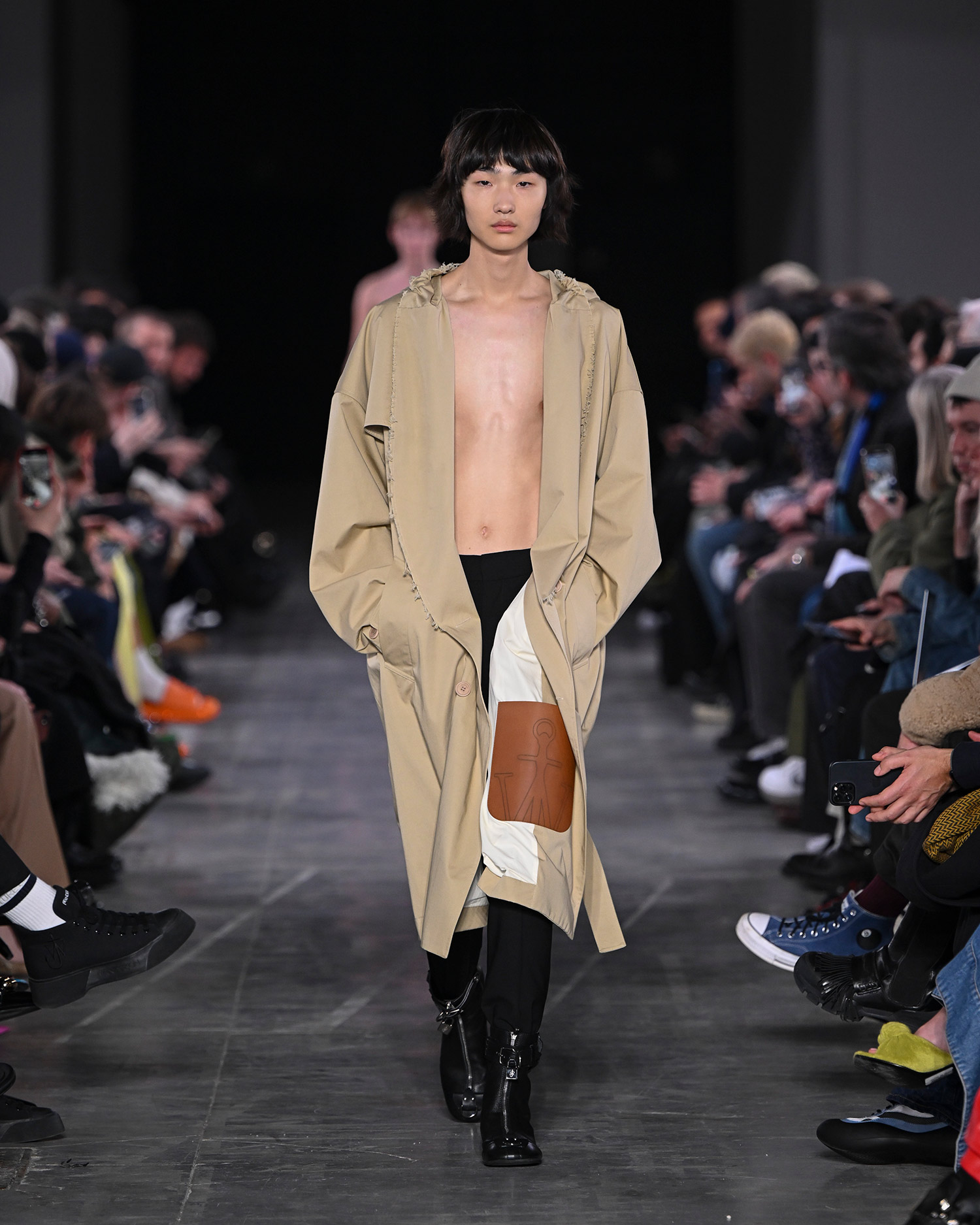 JW Anderson×Wellipets」コラボフロッグサンダルが先行発売！2023年