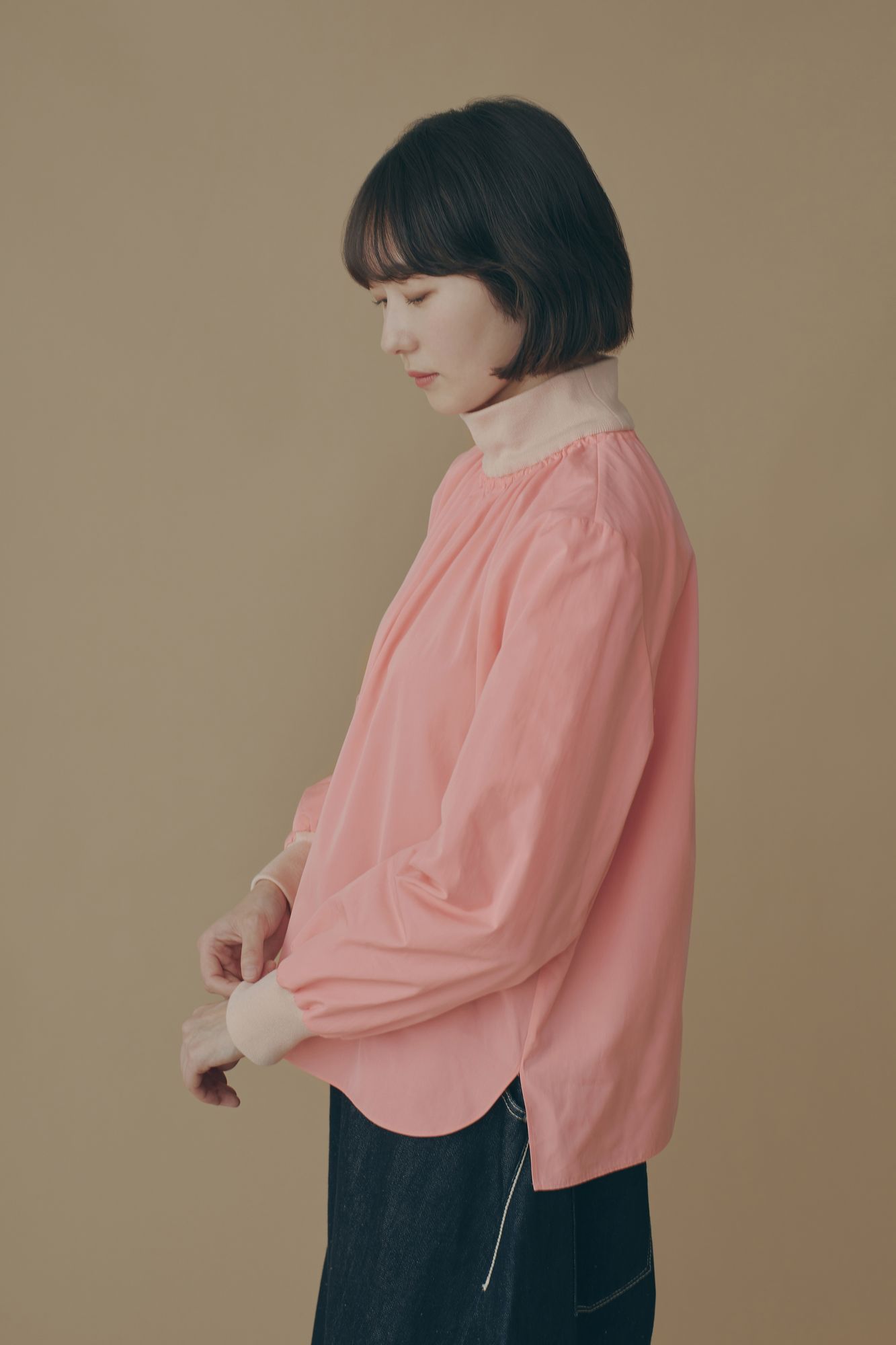 moment タートルネックブラウス - minä perhonen