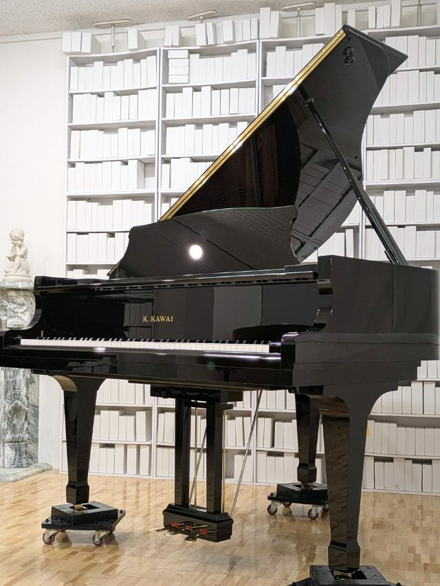 KAWAI(カワイ) RX1G 中古グランドピアノ 奥行164cmの小型グランド