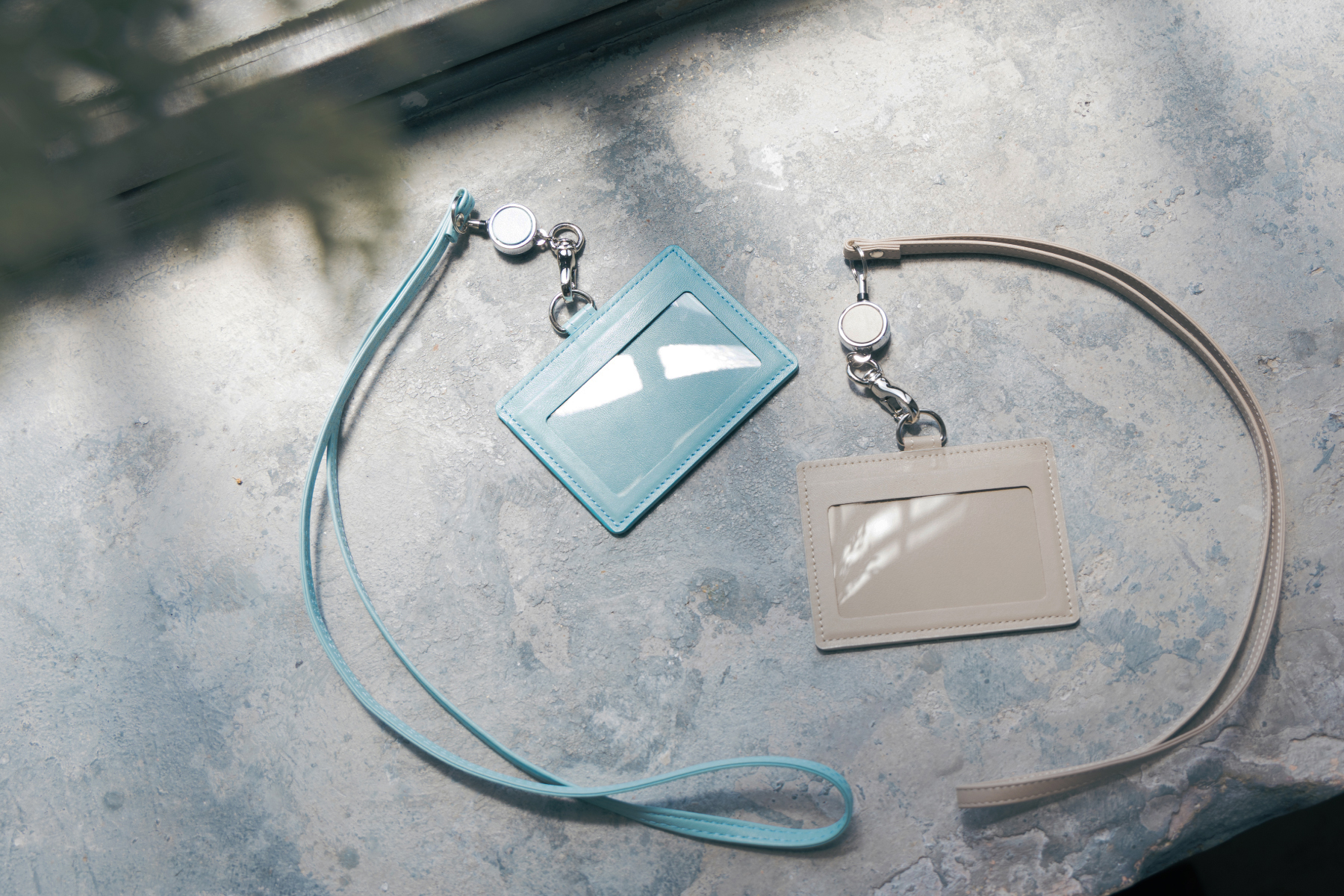 本革製社員証ケース ＜エグゼクティブ横型＞｜人気の名入れ記念品