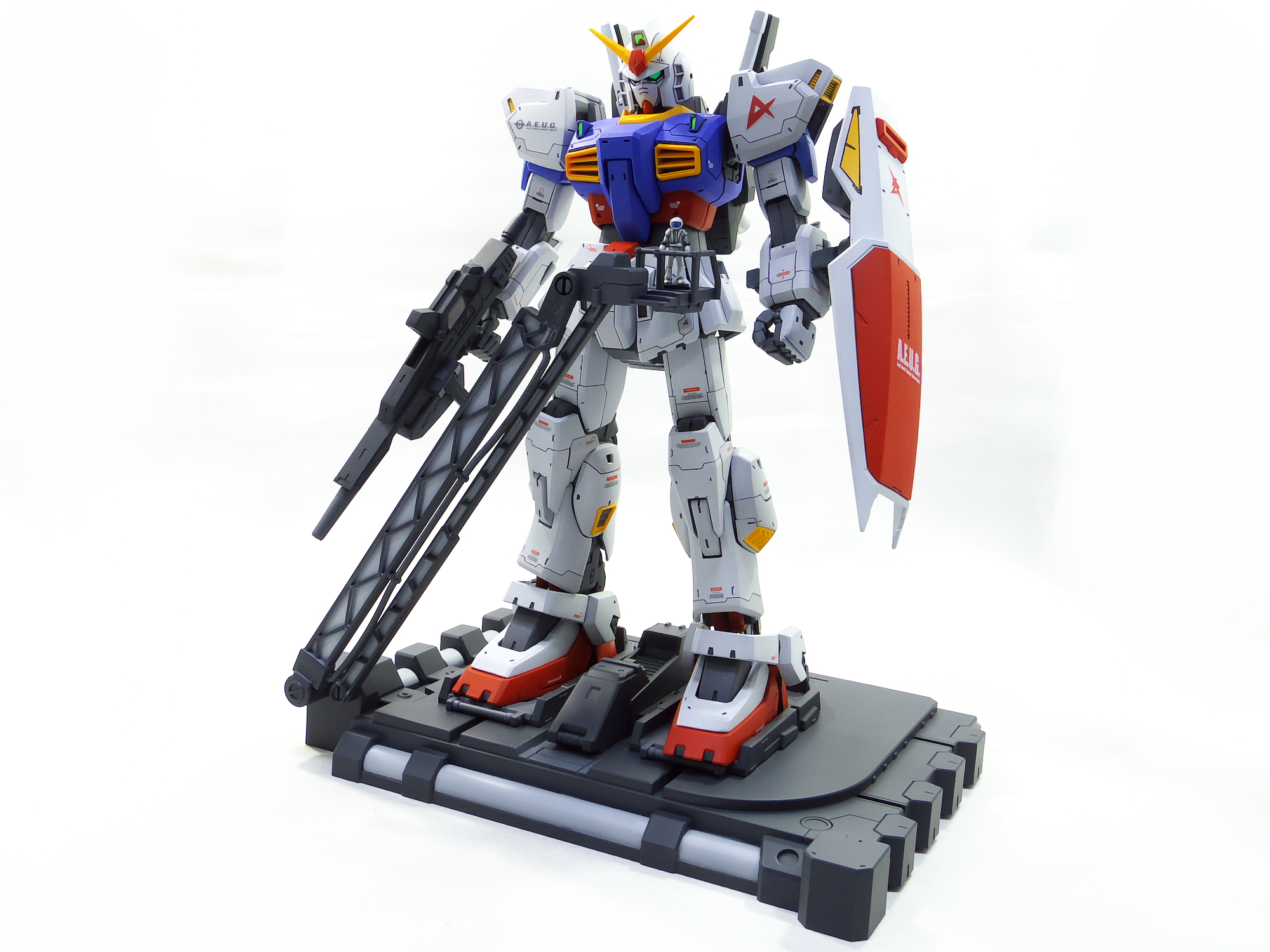 MG ガンダムマークII ver.2.0 アムロ機｜gunplacraftさんのガンプラ