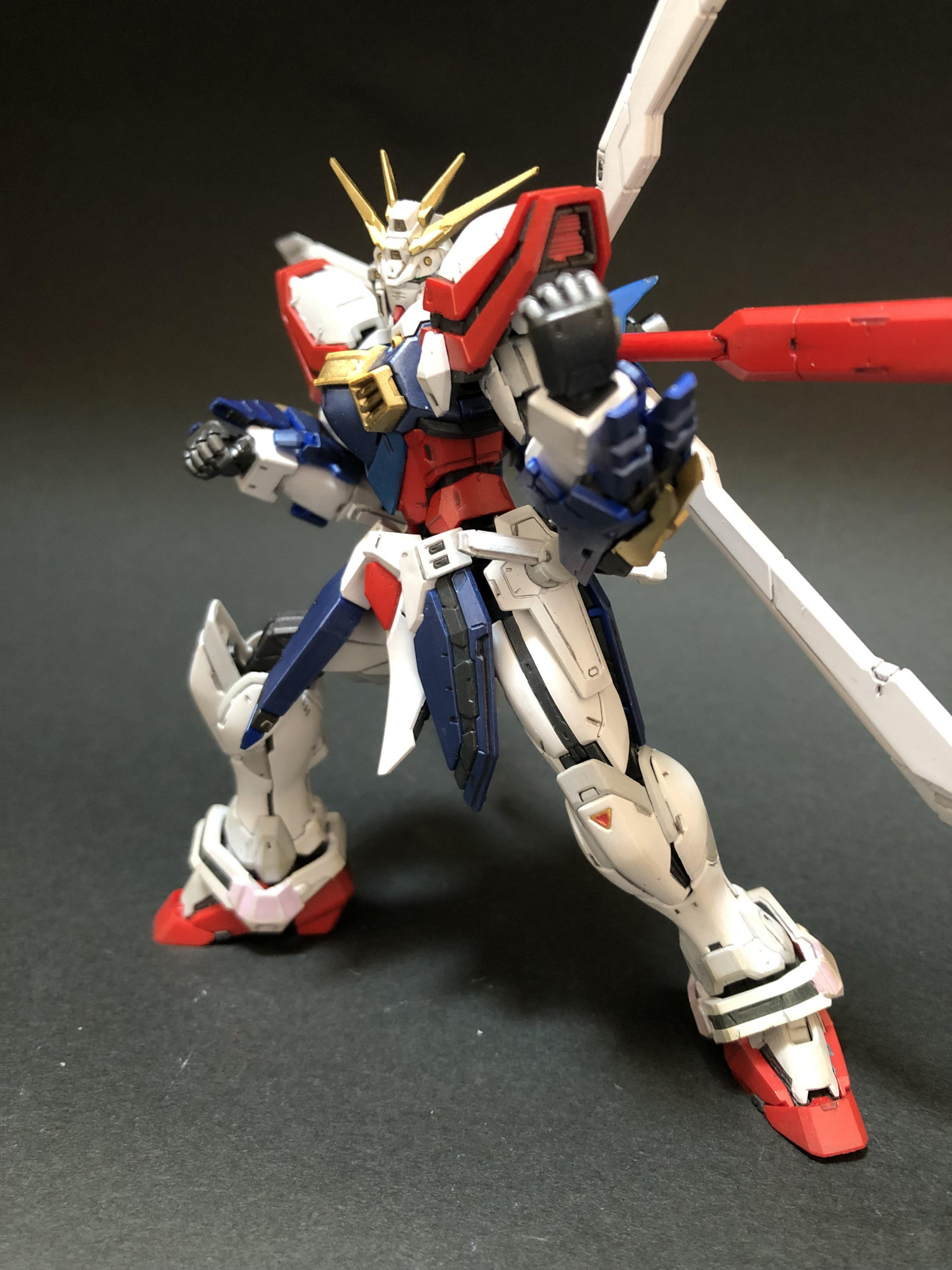 RGゴッドガンダム 筆塗り全塗装｜kusari 筧 草梨さんのガンプラ作品