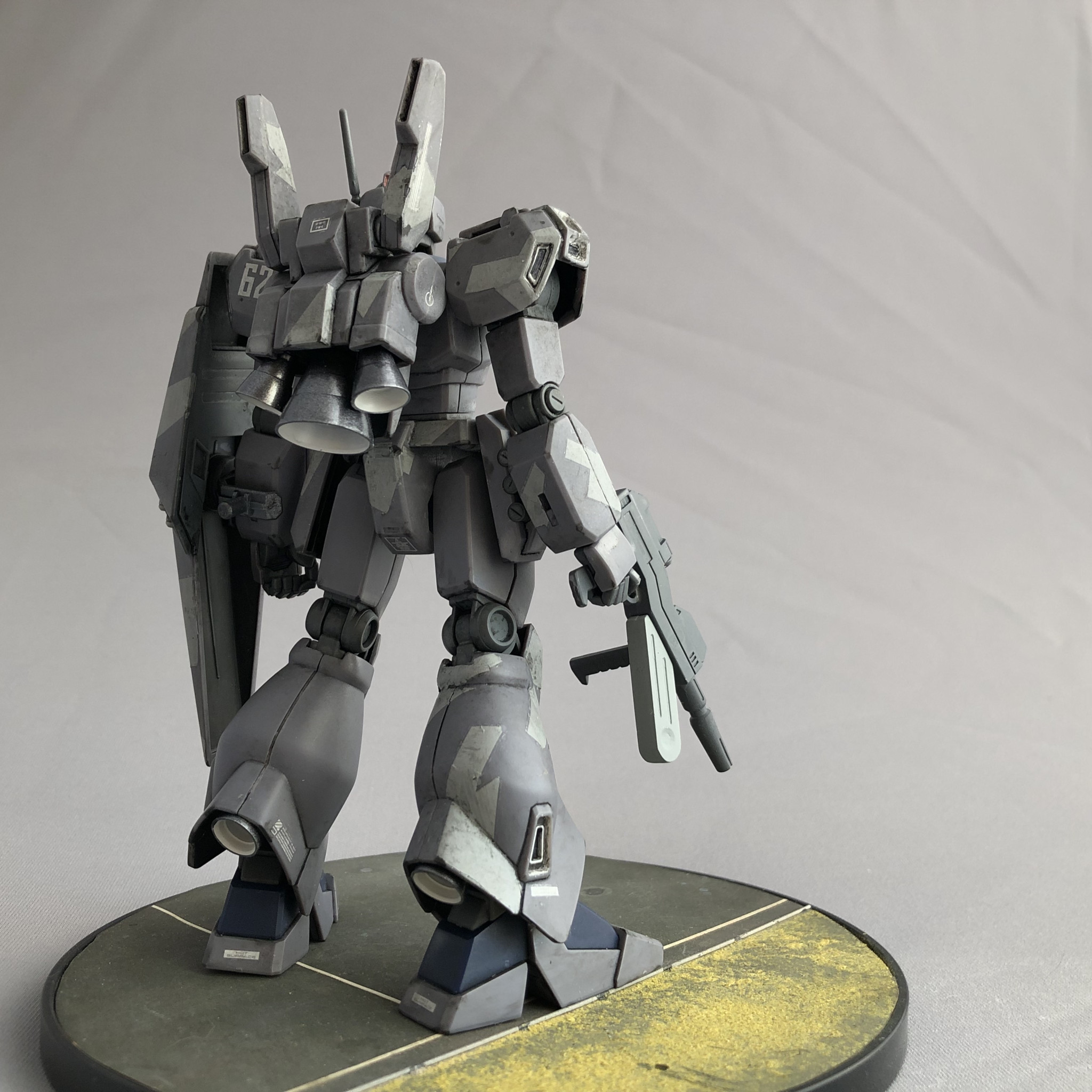 HGUC】ジェガンD型(迷彩仕様）｜ぱんきちさんのガンプラ作品｜GUNSTA