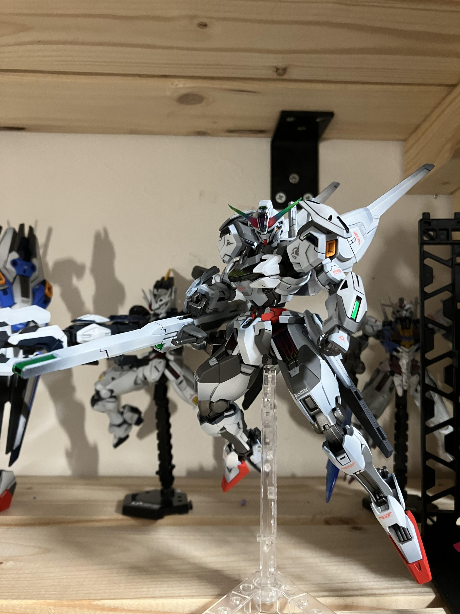 ガンダムキャリバーン完全体 全塗装｜craft modelsさんのガンプラ作品