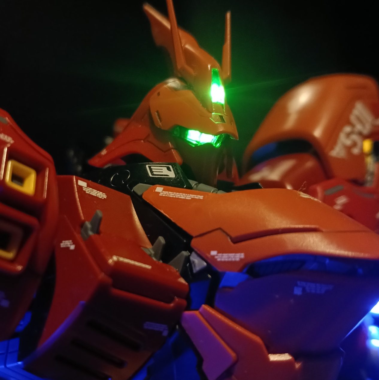 MG サザビーver.Ka LED組込｜福田 義康さんのガンプラ作品｜GUNSTA