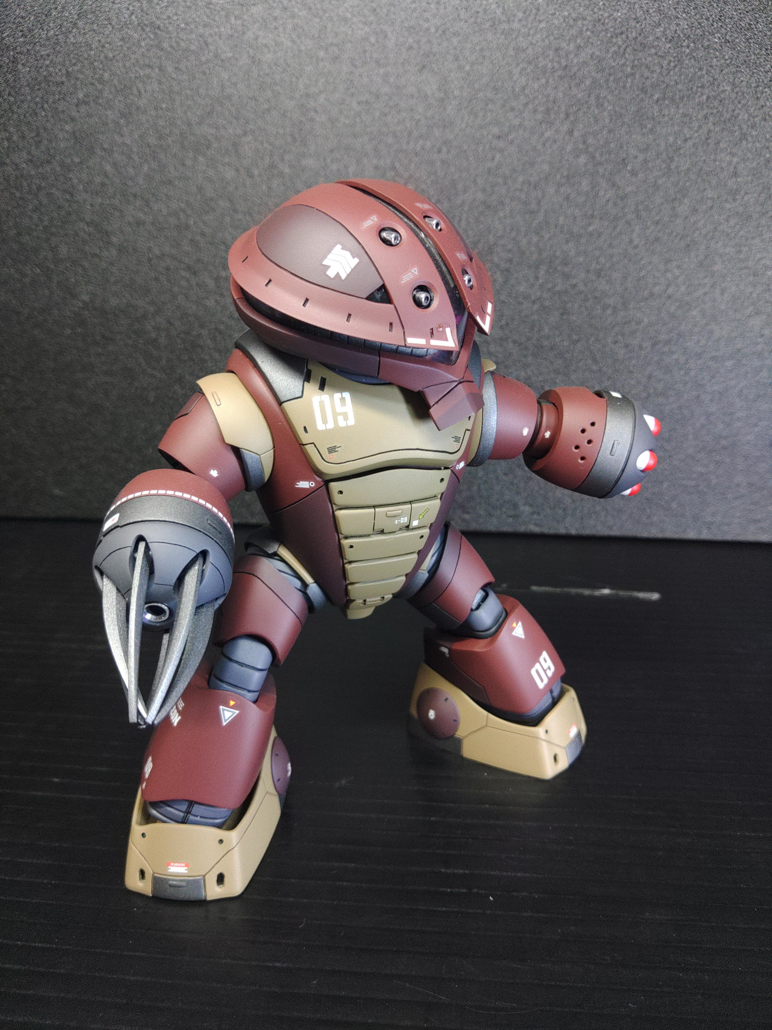 HGUCアッガイ 全塗装 小改造｜おーしゃんさんのガンプラ作品｜GUNSTA