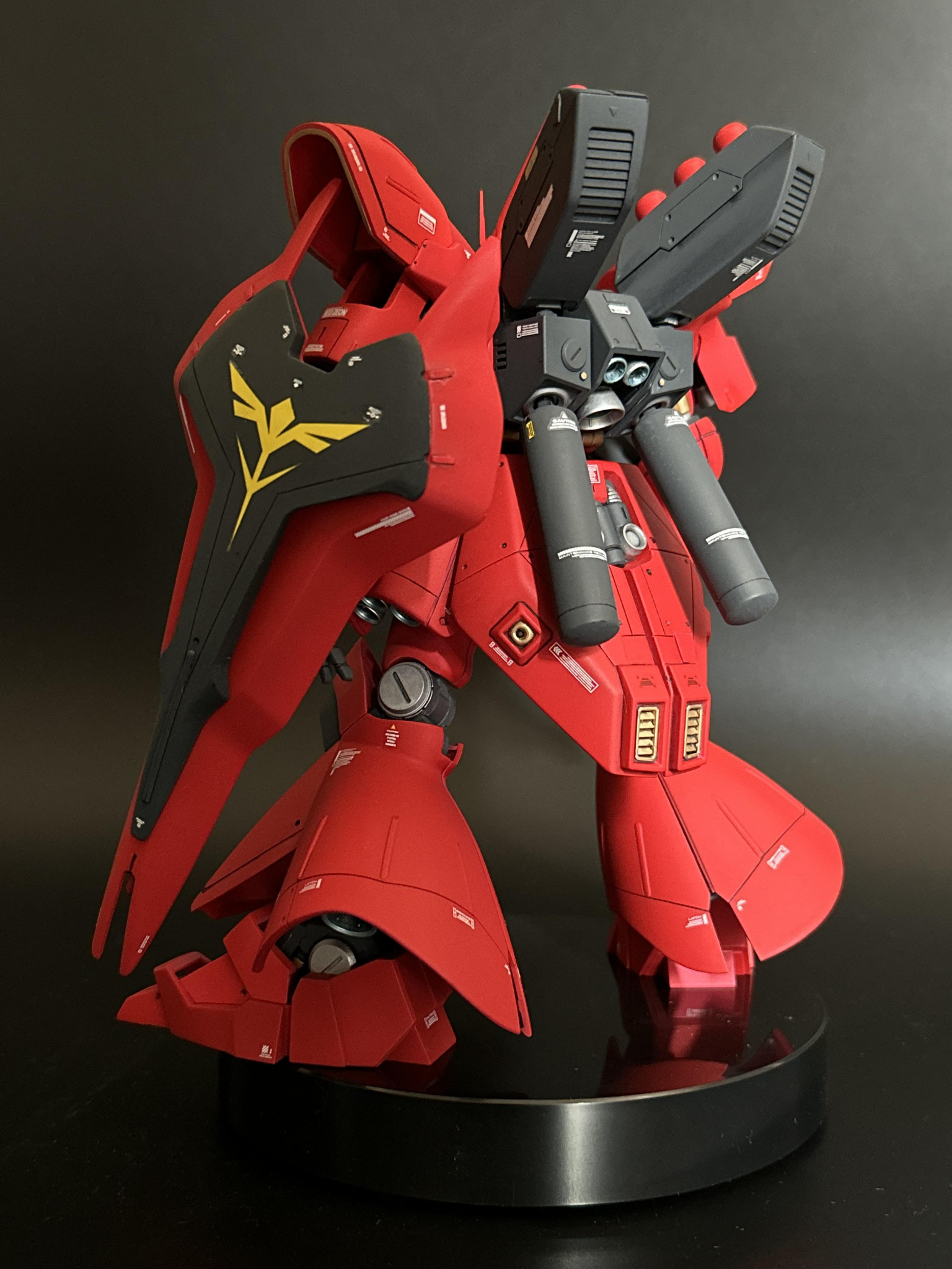 HGサザビー 全塗装｜O846さんのガンプラ作品｜GUNSTA（ガンスタ）