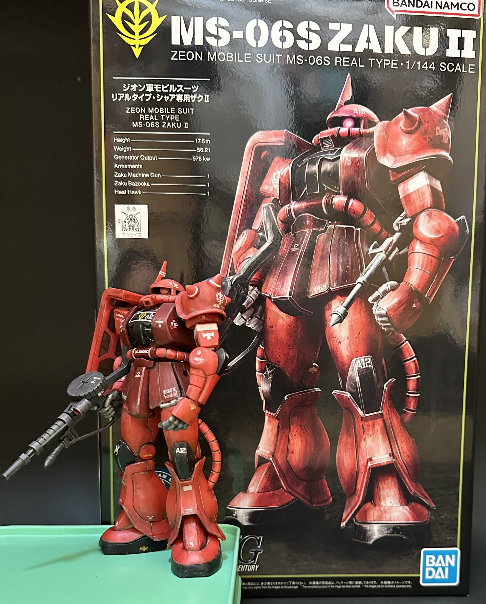 今月の成形色仕上げ 箱の絵に寄せてつくるシャア専用ザク 21stリアル