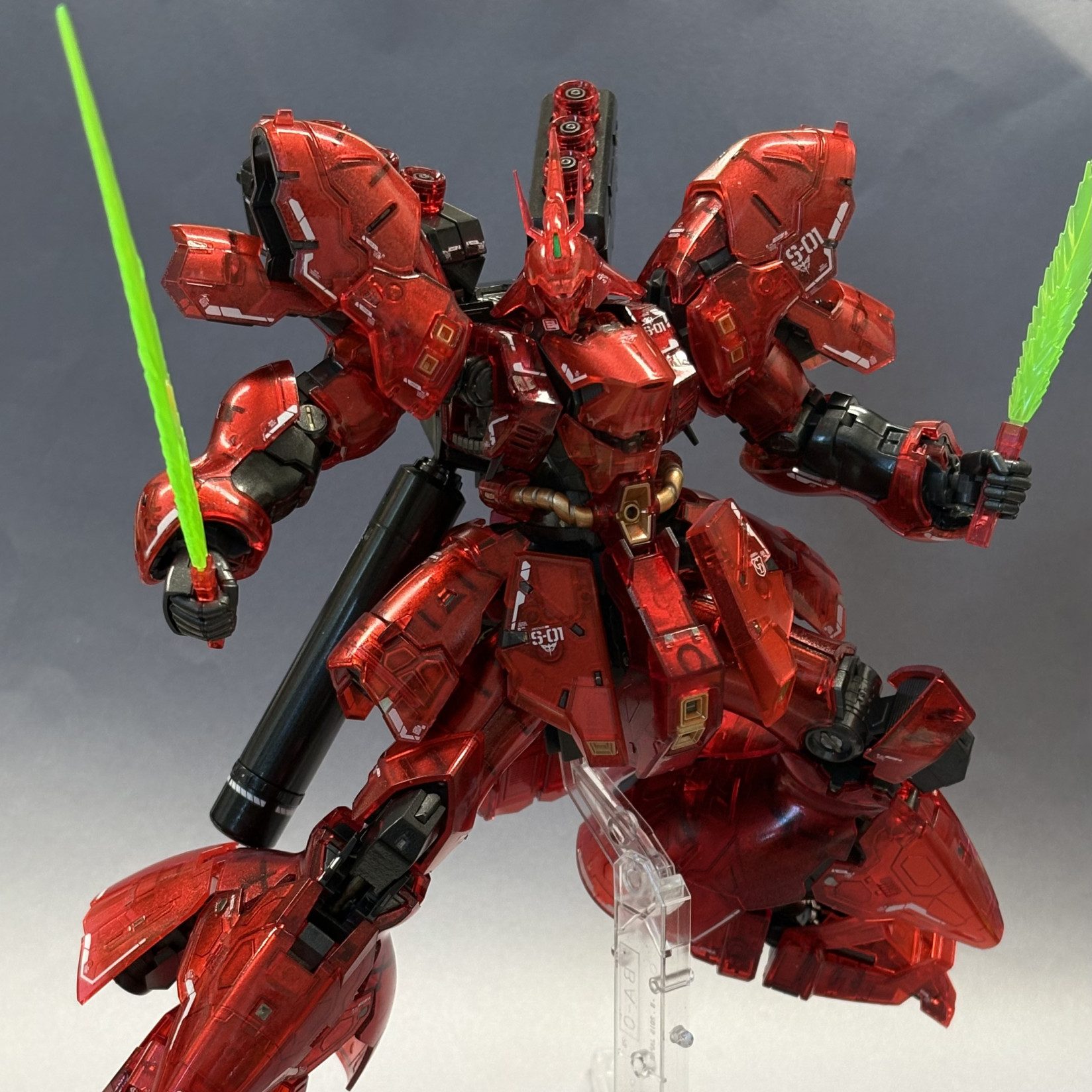 RG サザビークリアバージョン｜@NAN_S45さんのガンプラ作品｜GUNSTA