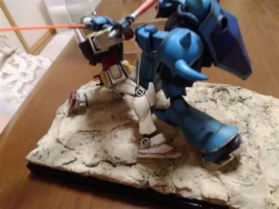 グフvsガンダム 砂漠ジオラマ｜ちっぷさんのガンプラ作品｜GUNSTA
