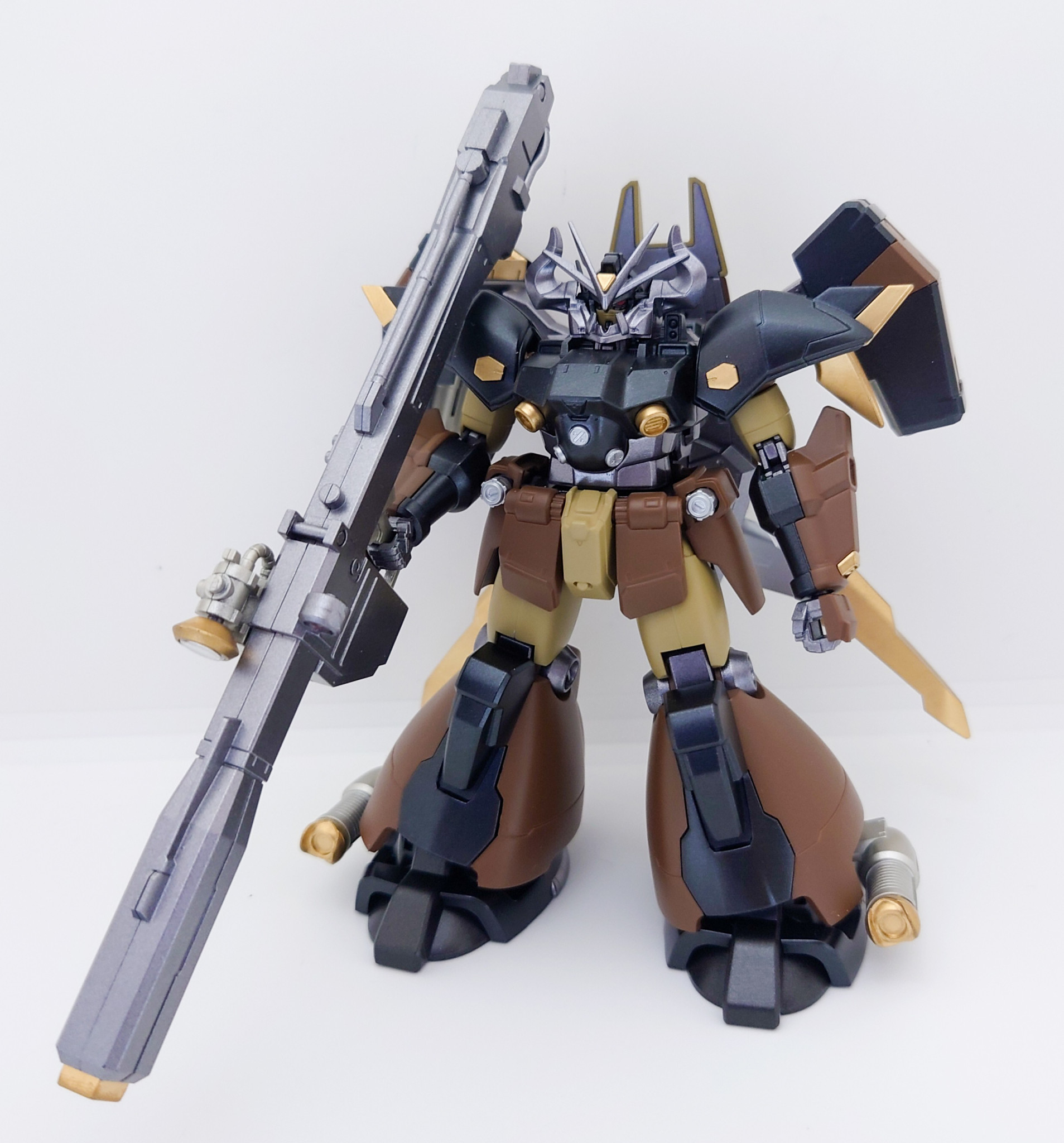 異形のケモノ40「ガンダムモラクス」｜パイナップル少佐さんのガンプラ