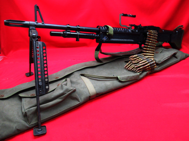 アサヒファイヤーアームズの外部ソース式ガスガン M60 マシンガン