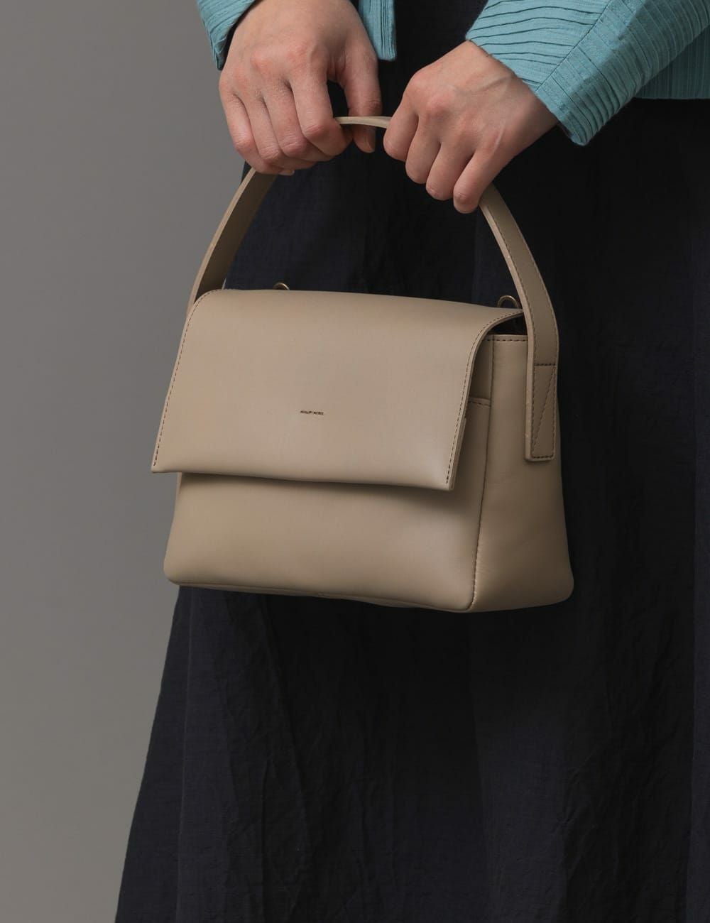 ハンドバッグ7653R | 石見銀山 群言堂オンラインストア