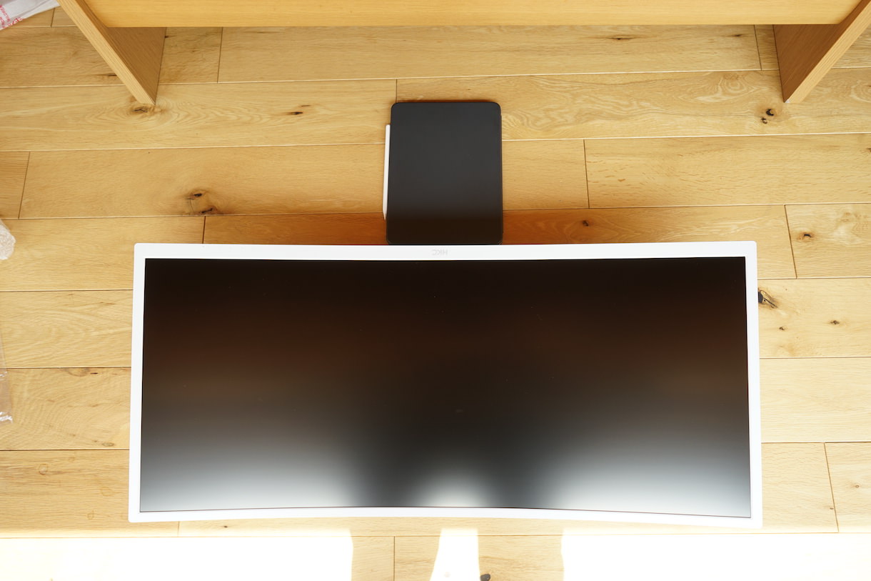 HKC 34インチ ウルトラワイドモニター C340 レビュー】Macbookのクラム