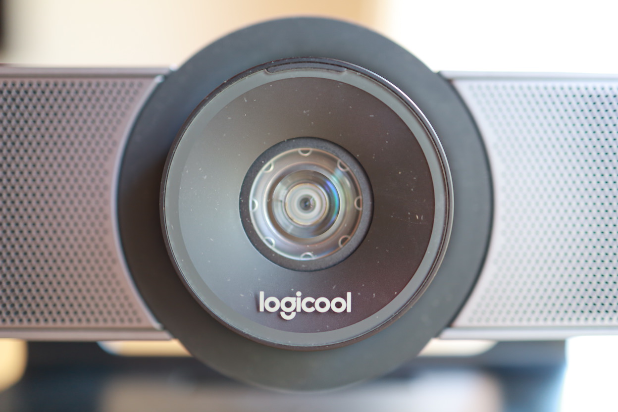 ロジクール MEETUP レビュー】120°の広角レンズに4K対応したWebカメラ