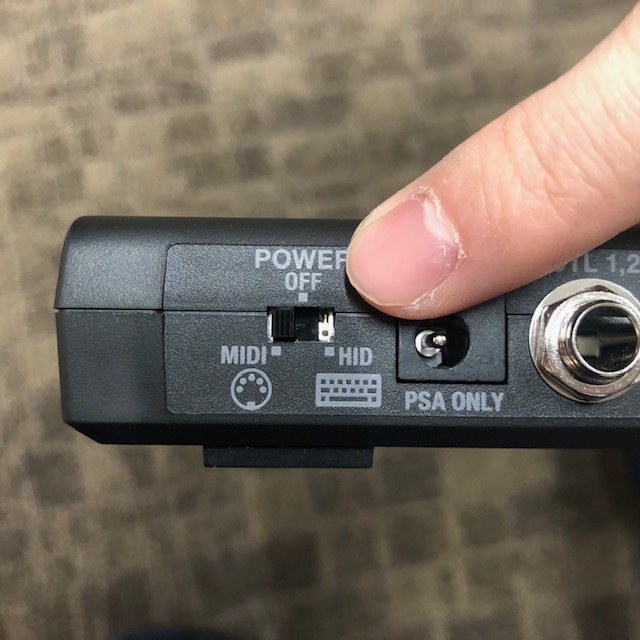 BOSS FS-1-WL｜電子スコアや YouTube、 DAW、 楽器など、様々な用途で