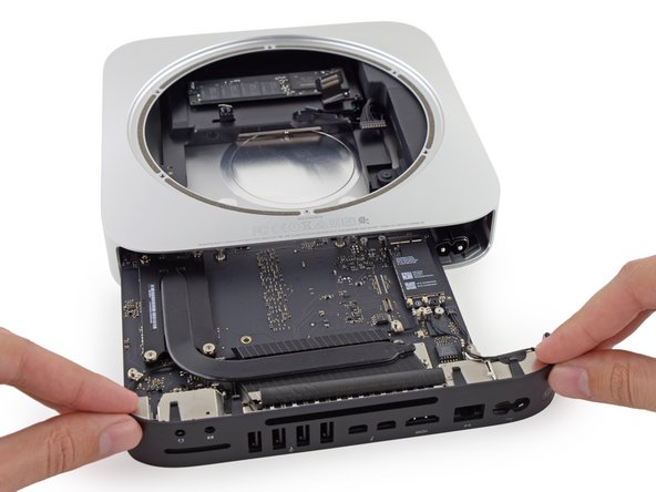 Mac mini Late 2014 ロジックボードの交換 - iFixit 修理ガイド
