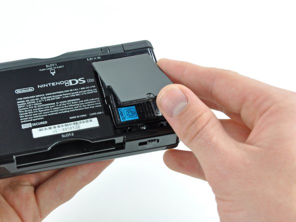 Nintendo DS Liteの電源スイッチの交換 - iFixit 修理ガイド