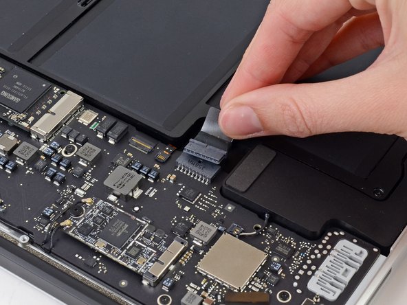MacBook Air 13インチ Mid 2013バッテリー交換 - iFixit 修理ガイド