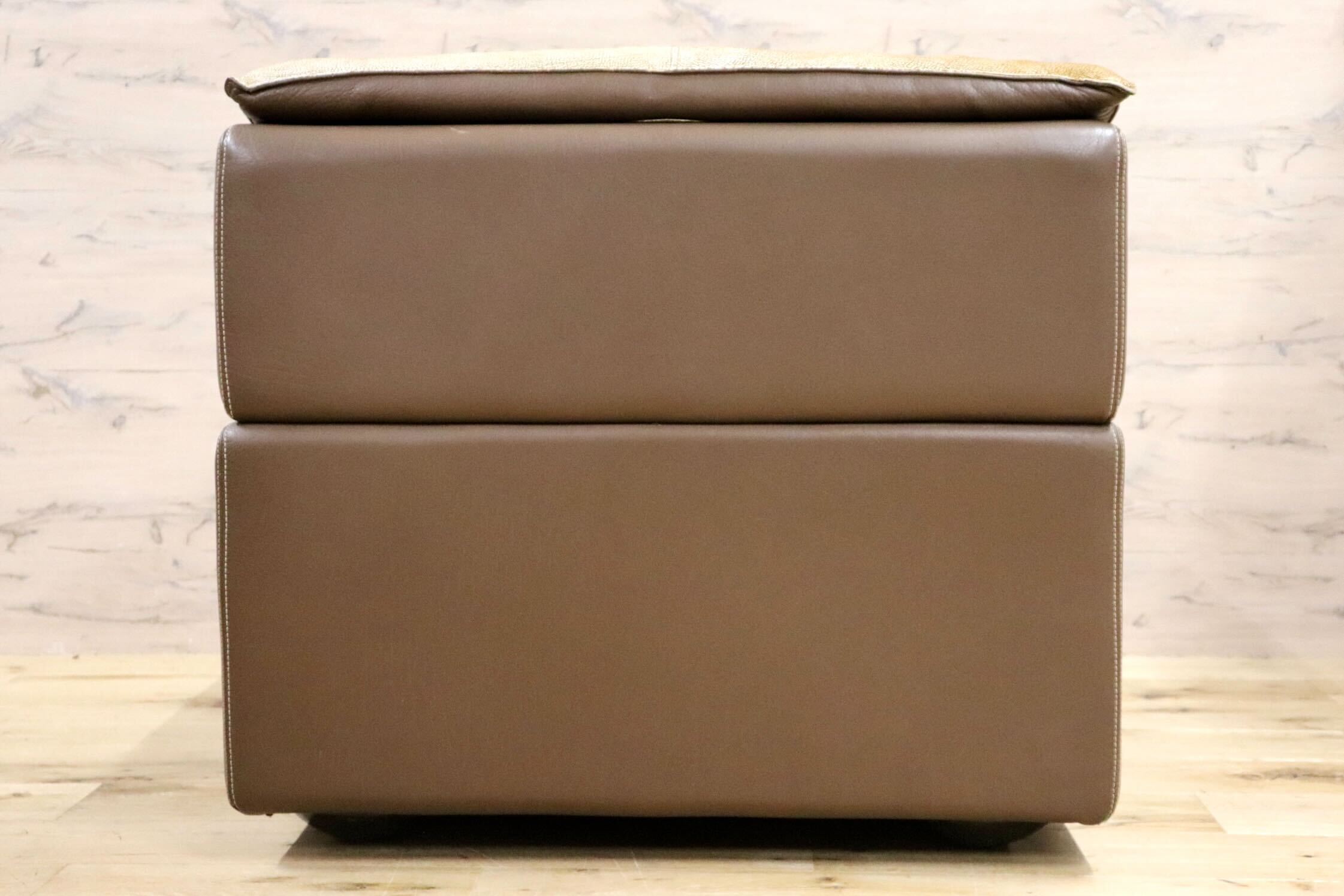 GMHS198C○rossi di albizzate / ロッシディアルビザーテ 1人掛け