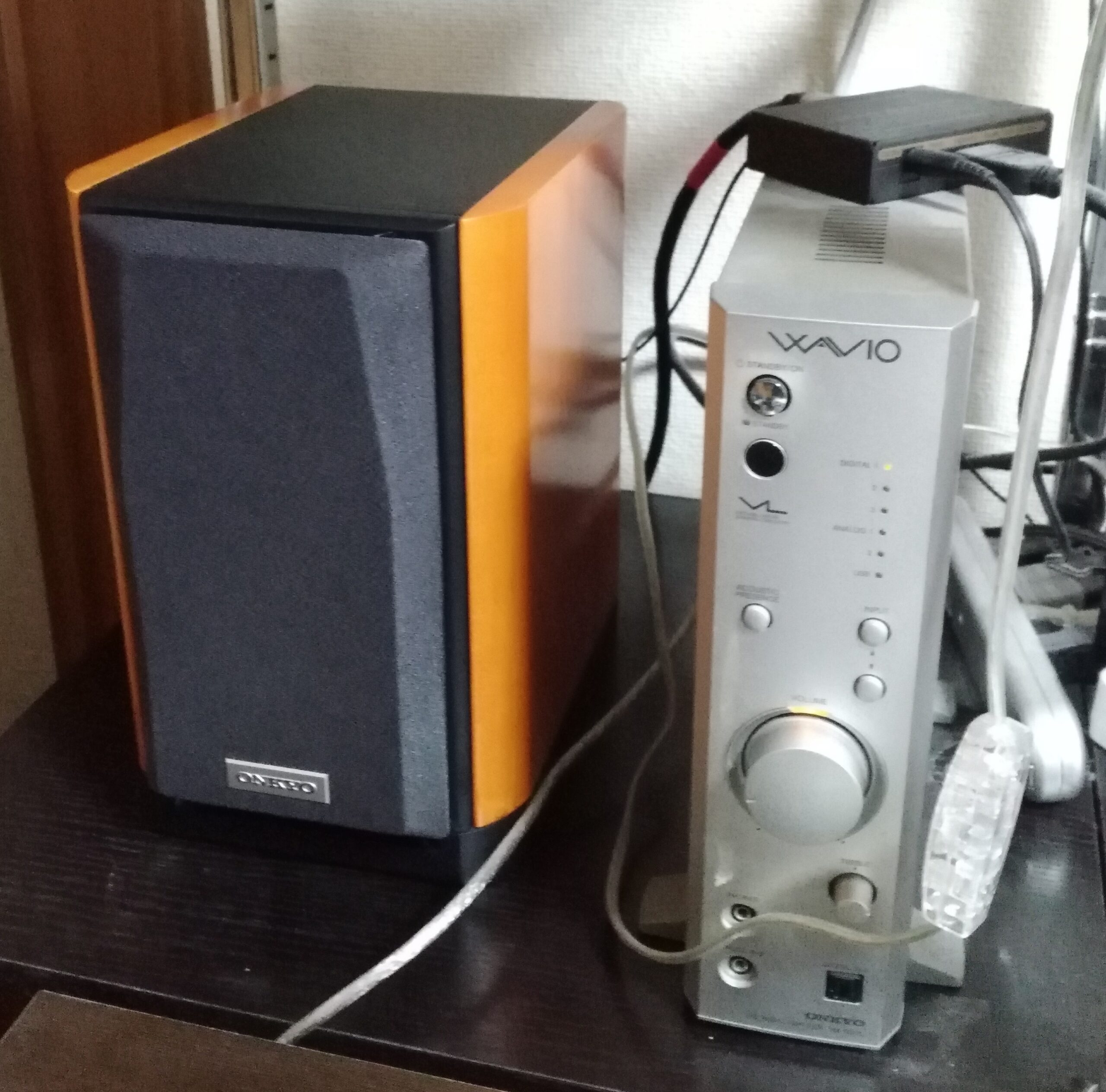 ONKYO CR-U3 アンプ本体＋ ONKYO D-112E 別売スピーカー ONKYO CR-U3