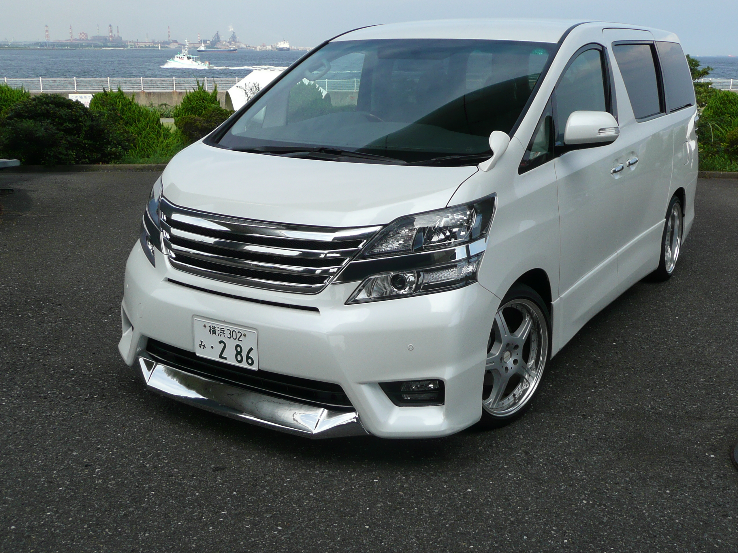 20系ヴェルファイア 前期型 - H-STYLE｜株式会社ホクサン