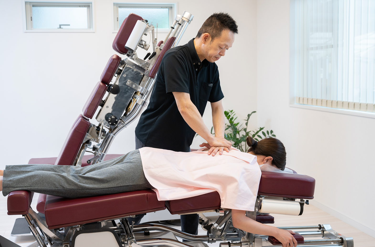 し*ん様 シンクロ矯正法 DVD 1度再生のみ カイロプラクティック カイロ