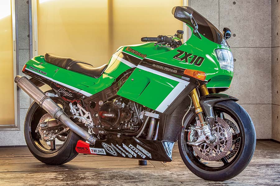 ガレージ モトテック×ヒデズガレージ ZX-10（KAWASAKI ZX-10