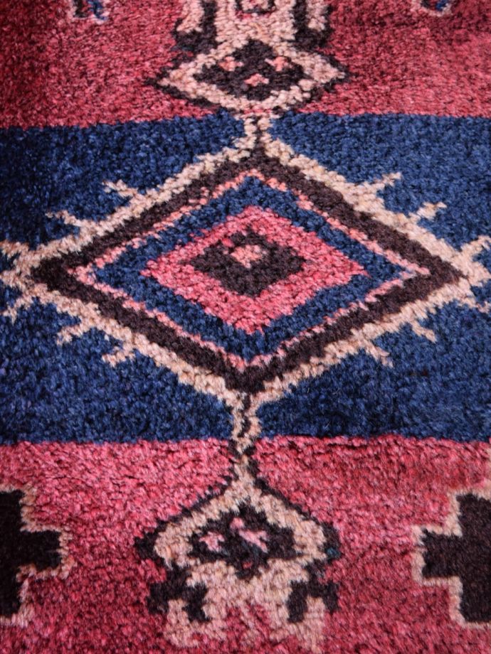 ビンテージのおしゃれな絨毯、トルコから届いたマラティアのトライバル