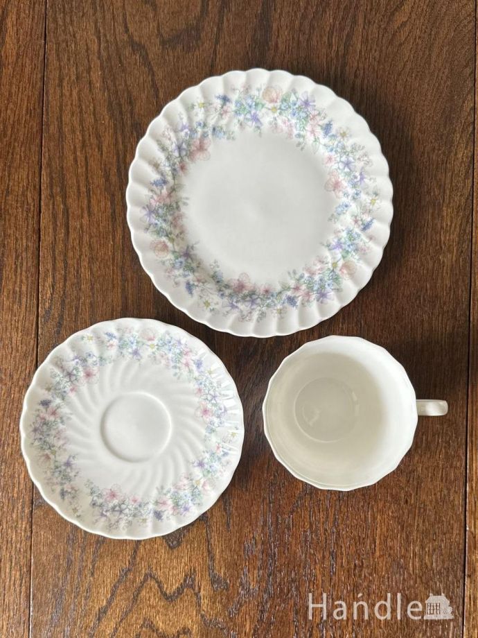 英国ウェッジウッドの美しいトリオ、アンジェラ（angela）アンティーク