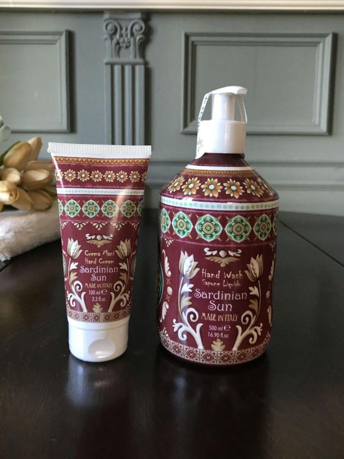 La Maioliche（ラ・マヨルカ）のハンドクリーム、サルディーニャサン