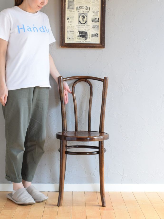 英国アンティークのおしゃれな曲げ木椅子、ユーバックデザインのベント