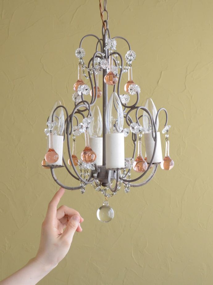 フランスから届いたアンティーク照明、ドロップガラスが美しい