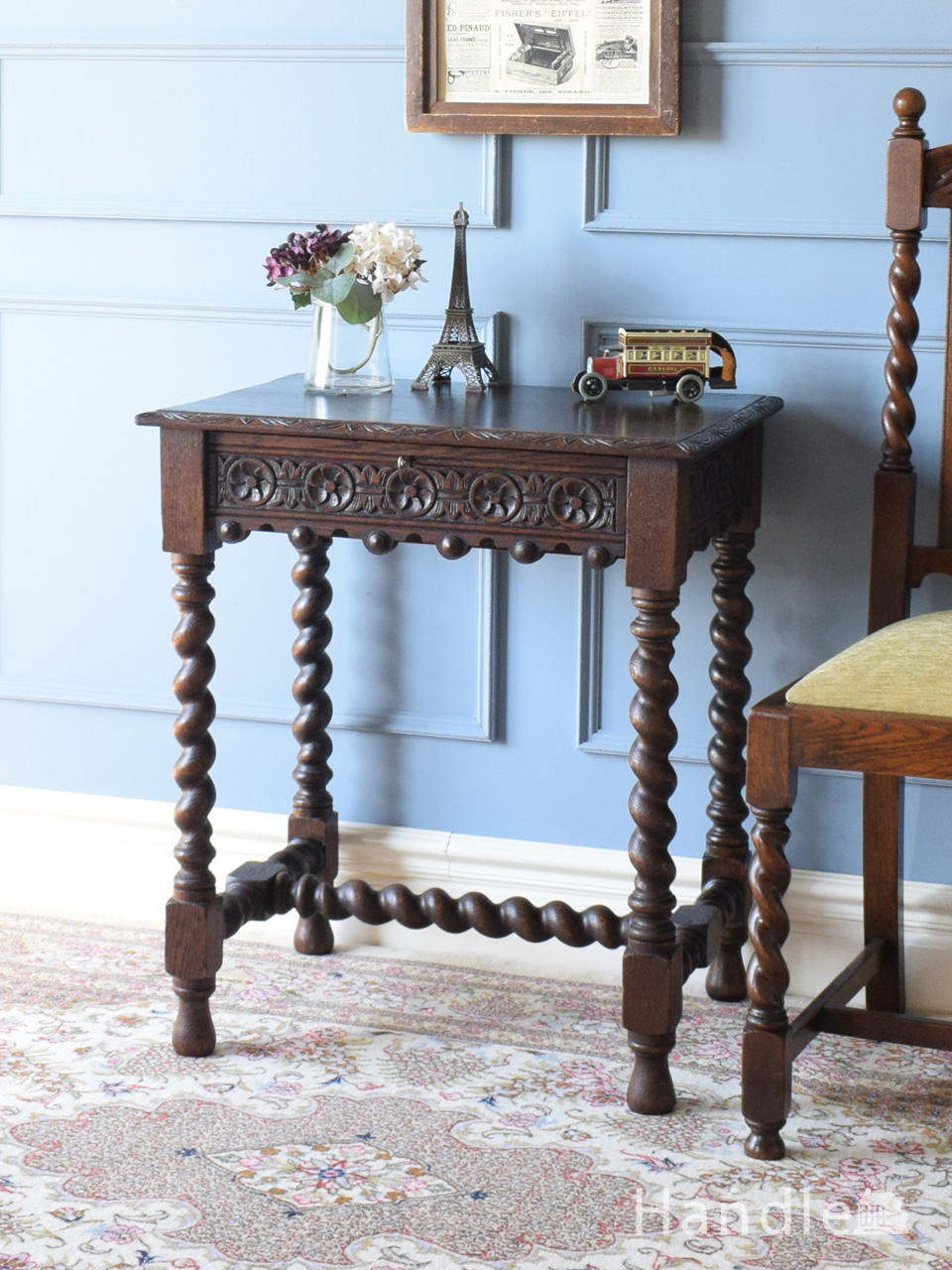 アンティーク風のおしゃれな家具、ペイントのコンソールテーブル(h-020
