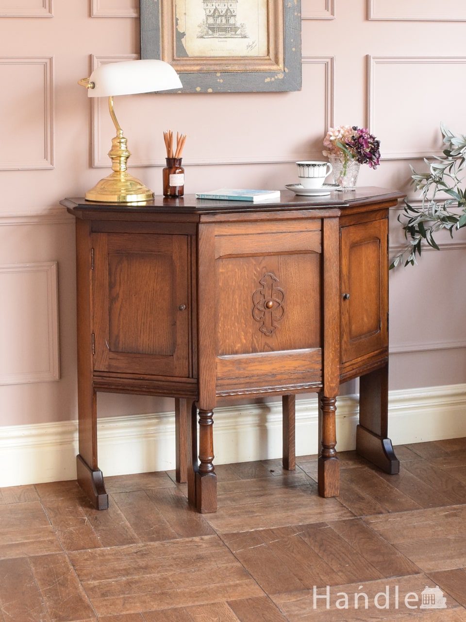 クラシックなアンティーク家具、素敵なライティングデスク（机）(q-465