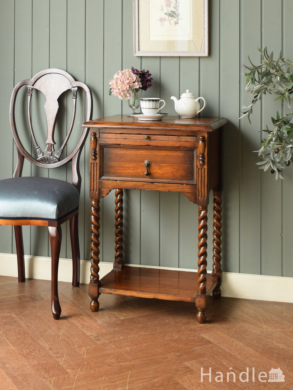 英国アンティーク木製サイドテーブル/オケージョナル机/飾り棚/花台(91