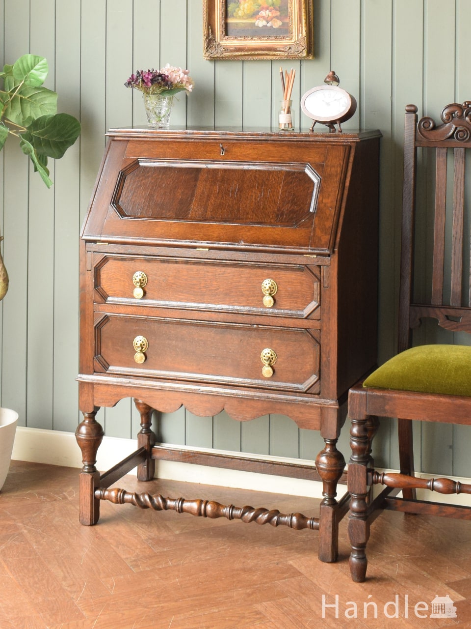 マホガニー材のアンティーク英国家具、美しいライティングビューロー