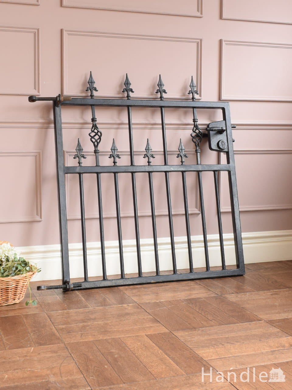 フランスからやってきたアンティークのロッキングホース(x-570-z