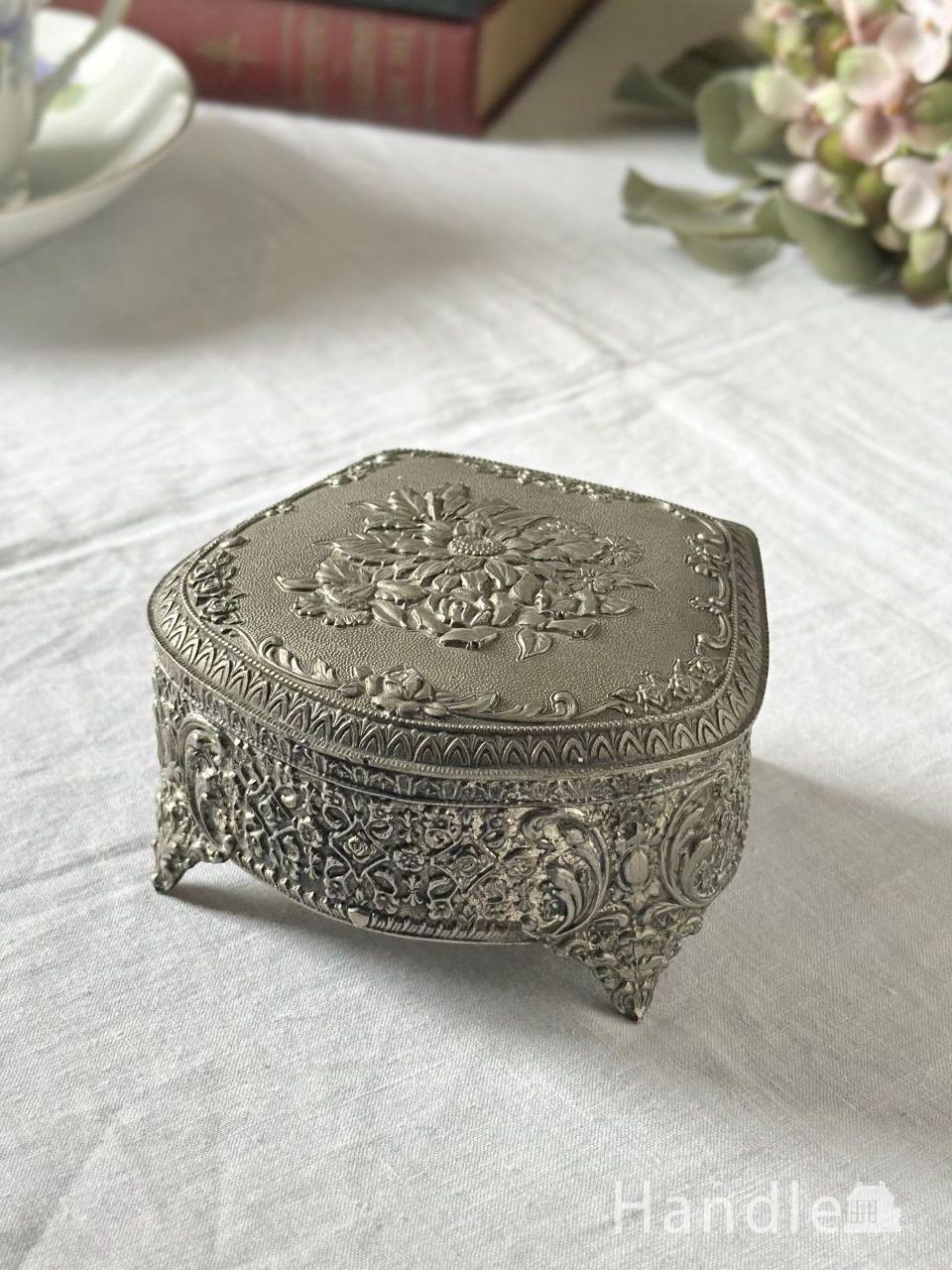 英国アンティークのガラス雑貨、プレスドグラスのアンバー色の