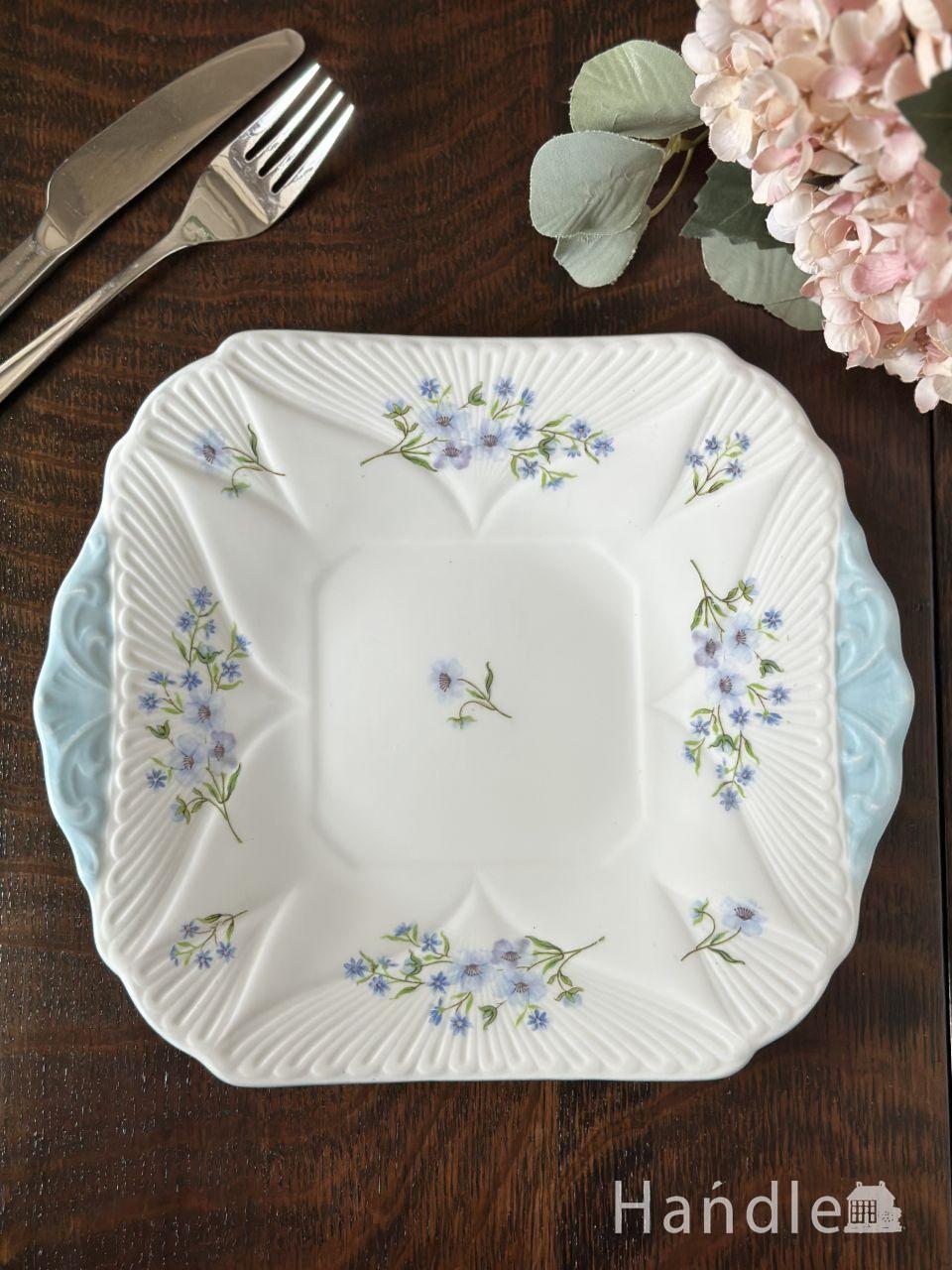 天使のモチーフが美しいアンティークのお皿、ウェジウッド社ジャスパー